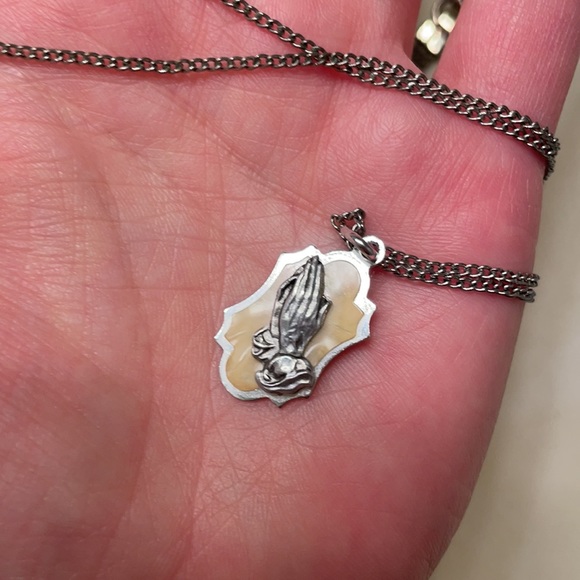 Lot of Christian jewelry (4pieces) - Picture 8 of 9